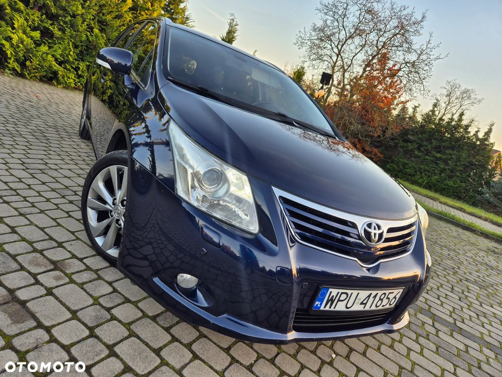 Toyota Avensis 2.0 Prestige NAVI - 2