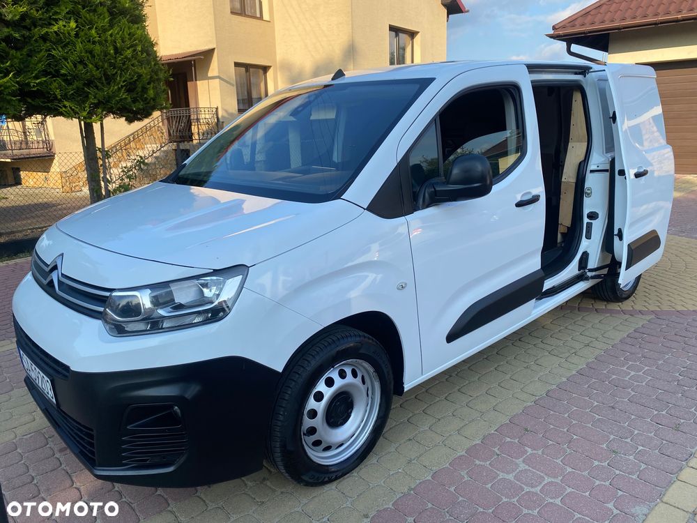 Citroën BERLINGO 1.6 HDI, MAX długi, 3-osobowy, klimatyzacja, zakupiony w salonie w Rzeszowie, bezwypadkowy - 28