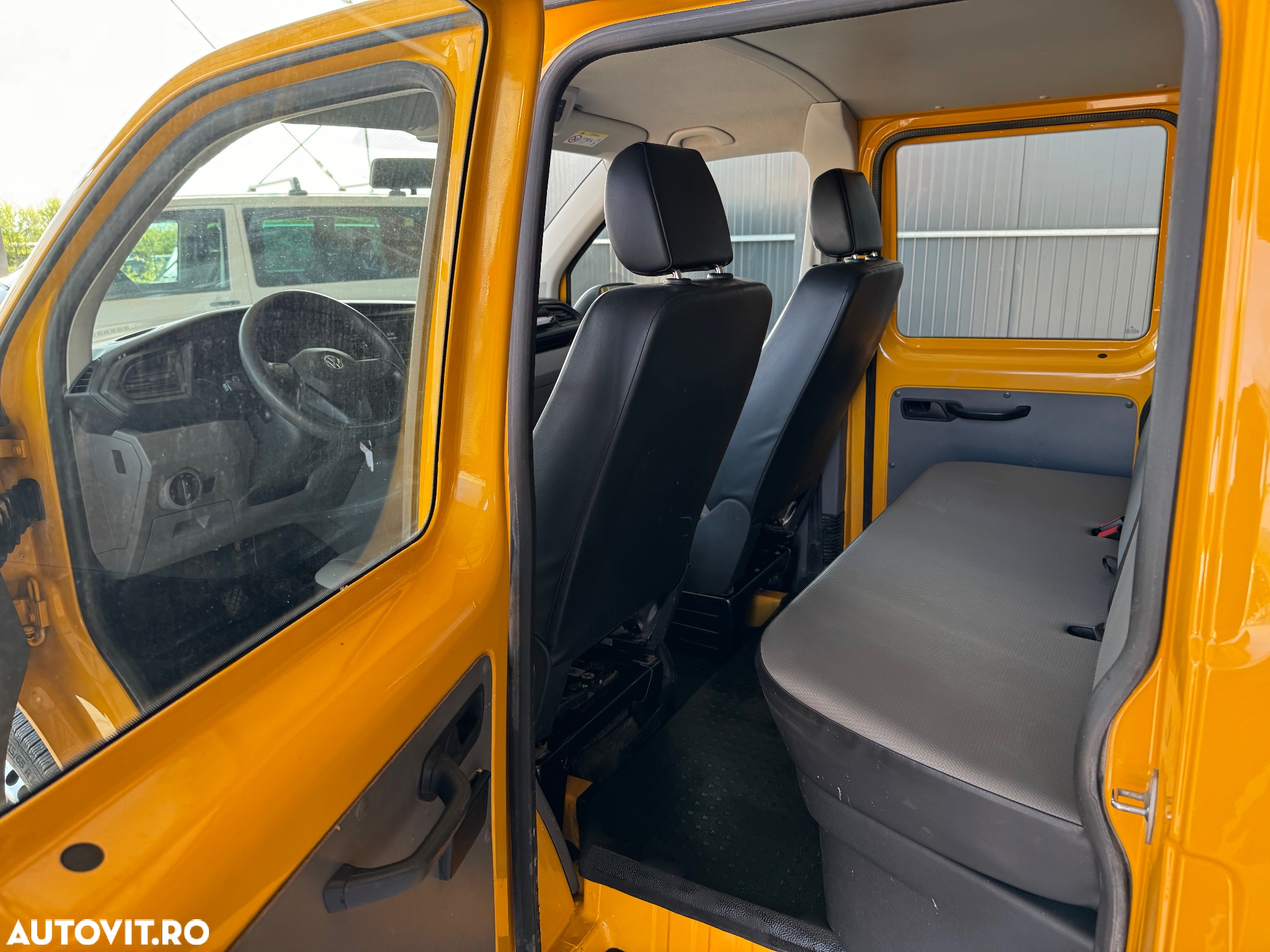 Volkswagen Transporter Doka - 13