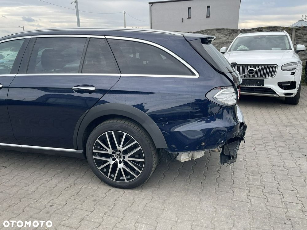 Mercedes-Benz Klasa E 400 d 4-Matic All-Terrain 9G-TRONIC - 5