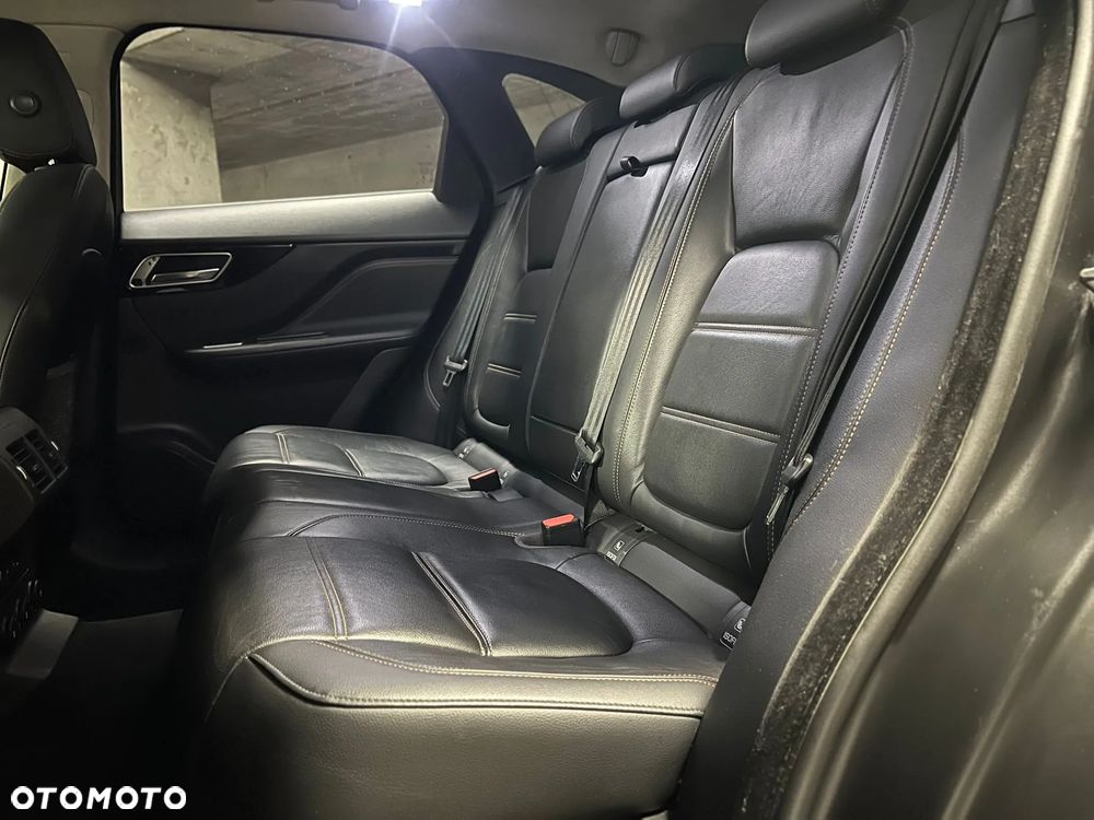 Jaguar F-Pace 2.0 i4D AWD R-Sport - 20