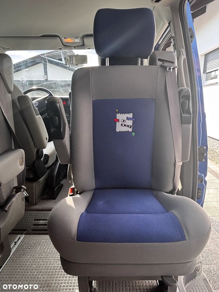 Volkswagen Multivan Standard - 18