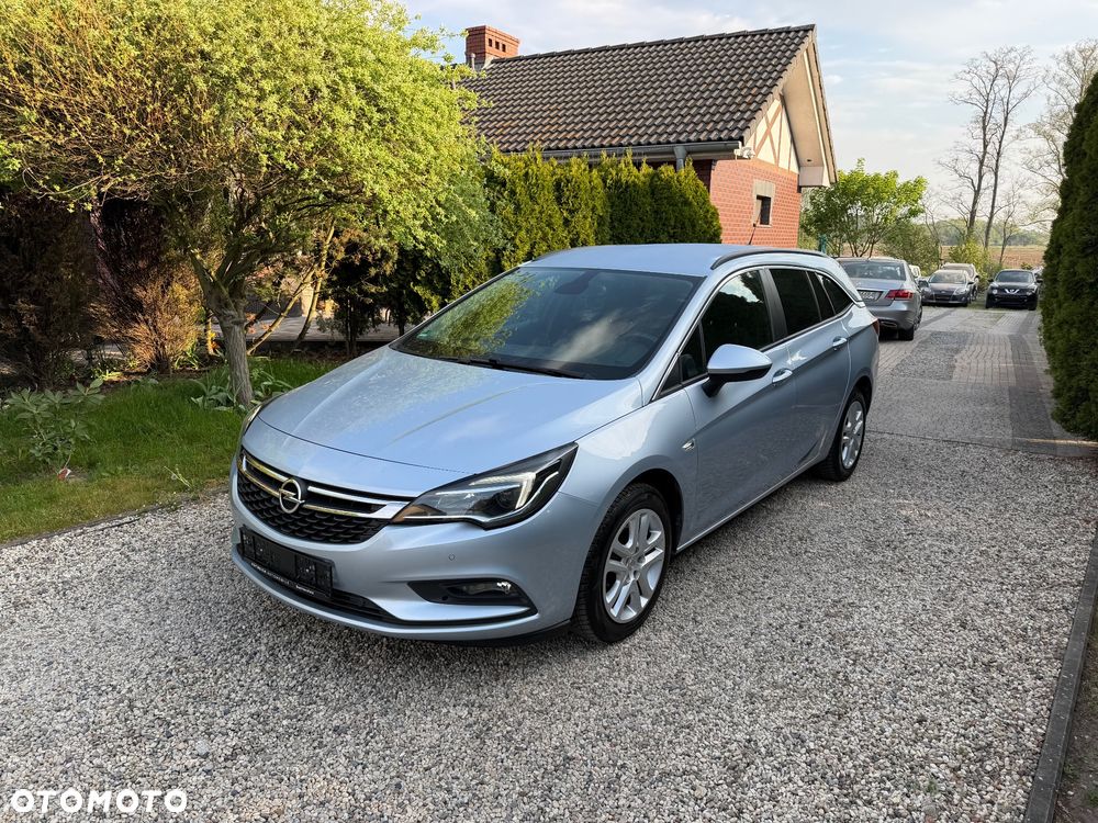 Opel Astra - 1
