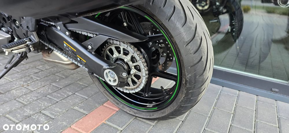 Kawasaki Ninja 1000 SX - 41
