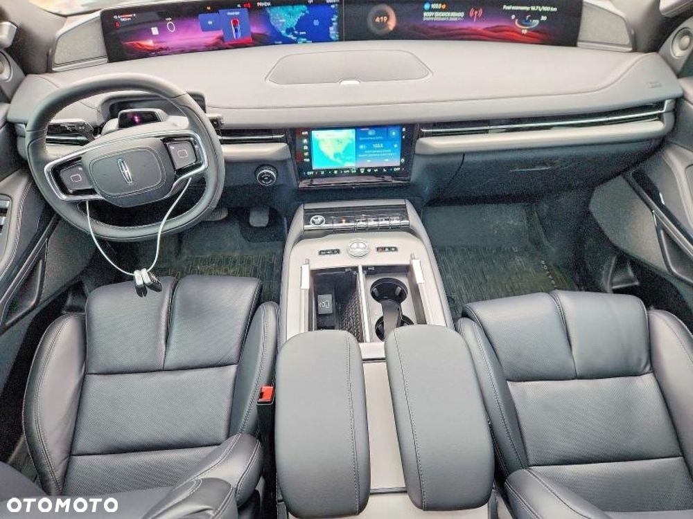 Lincoln Navigator - 9