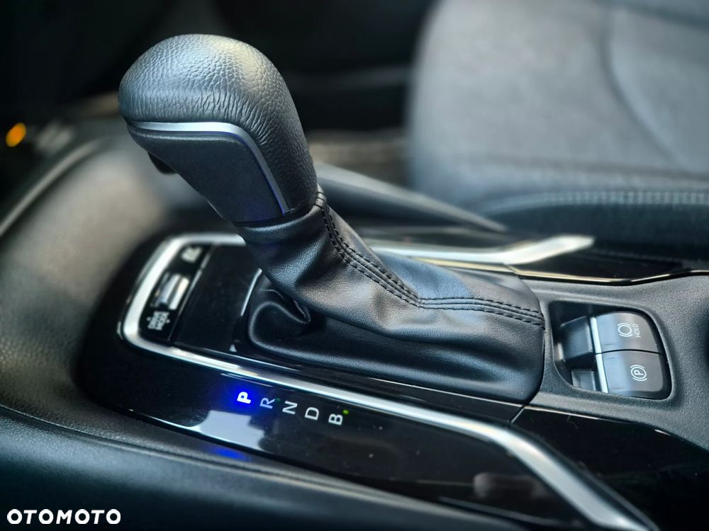 Toyota Corolla 1.8 Hybrid Executive - 32