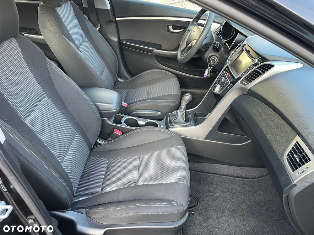 Hyundai i30 1.4 Comfort - 7