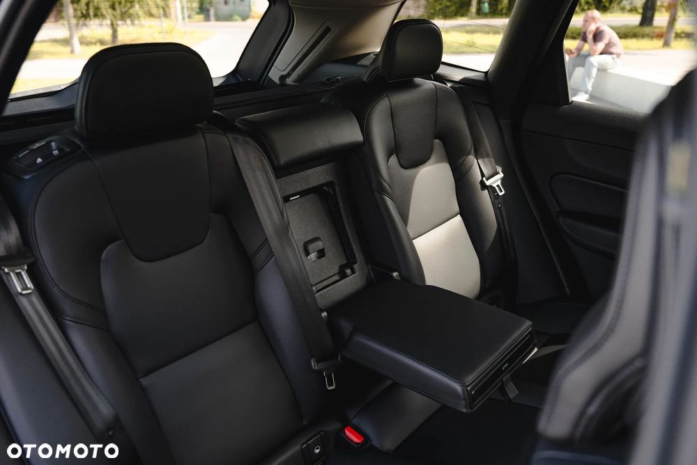 Volvo XC 60 B5 B Geartronic RDesign - 35