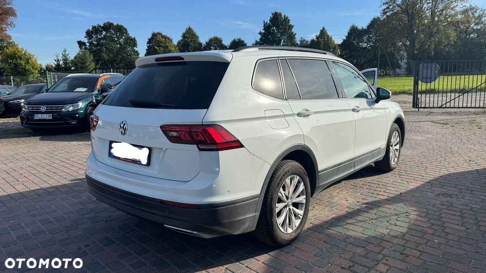 Volkswagen Tiguan - 2