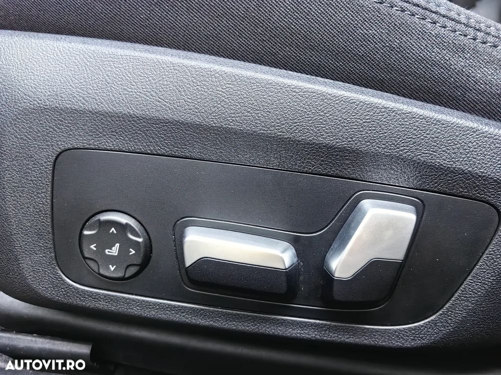 BMW Seria 3 330e iPerformance Advantage - 17
