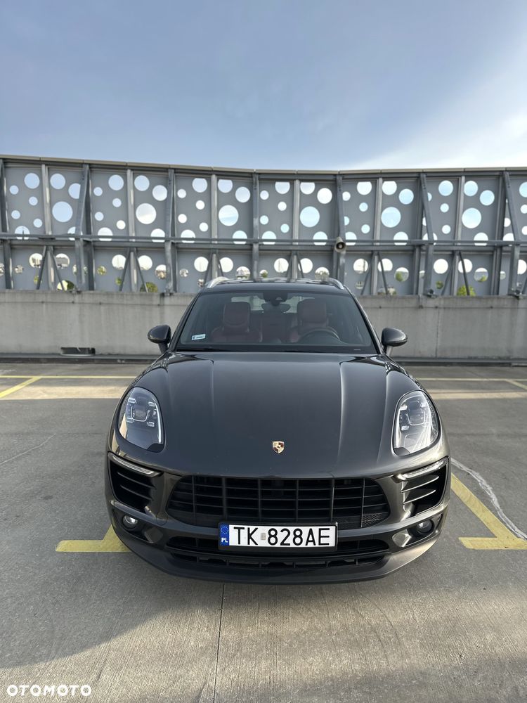 Porsche Macan - 2