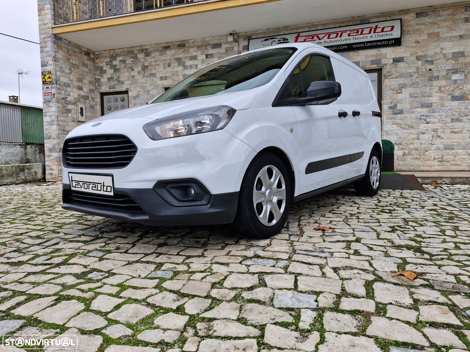 Ford Transit Courier 1.5 TDCi Ambiente - 22