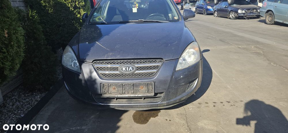 KIA CEED I SW 06-09 1.6 CRDI - RAMKA RADIA NAWIEWU - 3