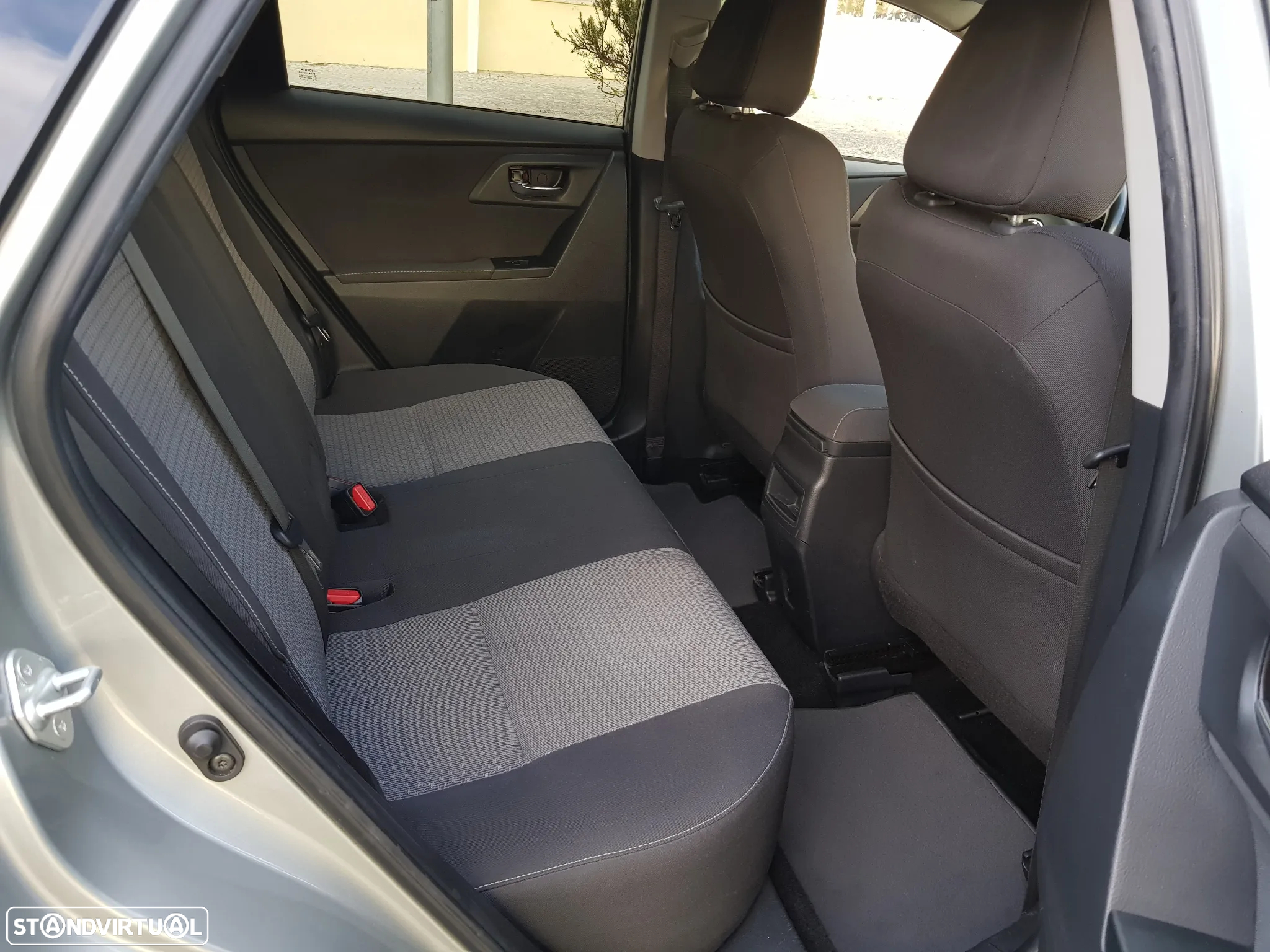 Toyota Auris Touring Sports 1.4 D-4D Comfort+Pack Sport - 33