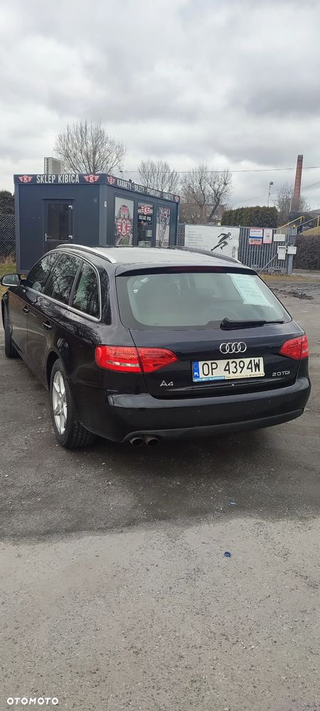 Audi A4 Avant - 4