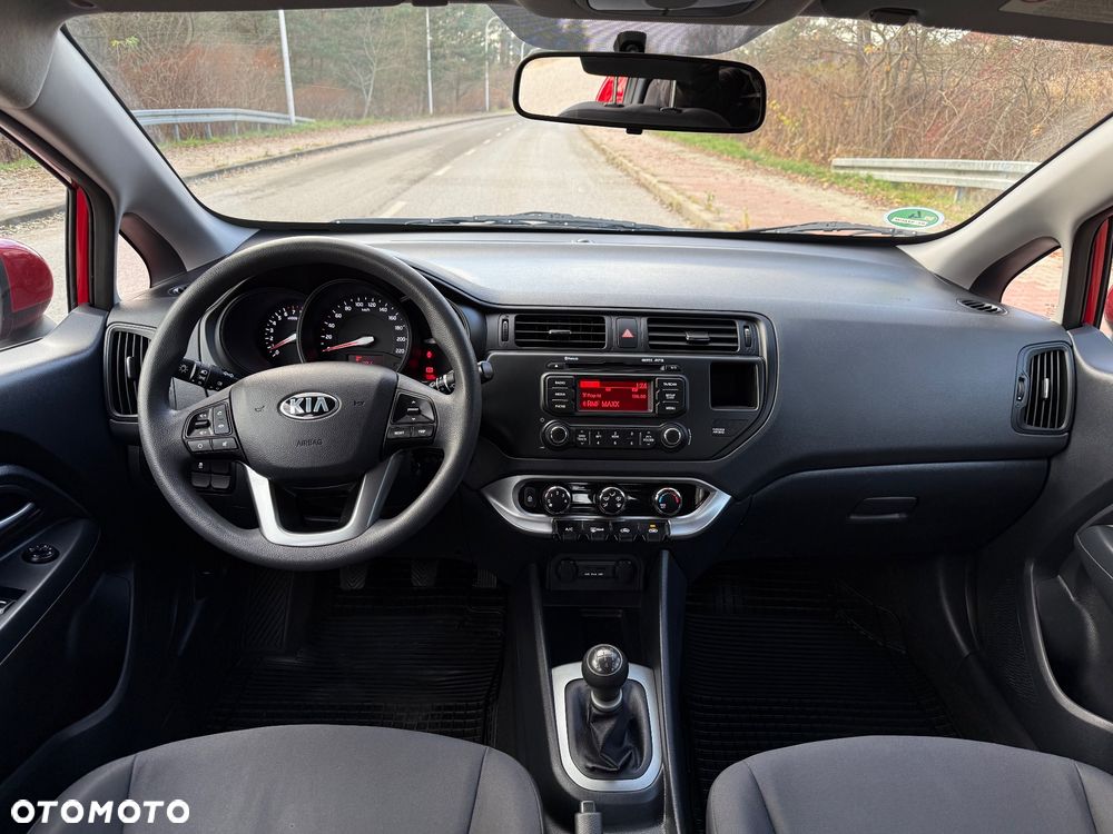 Kia Rio 1.2 Attract - 5