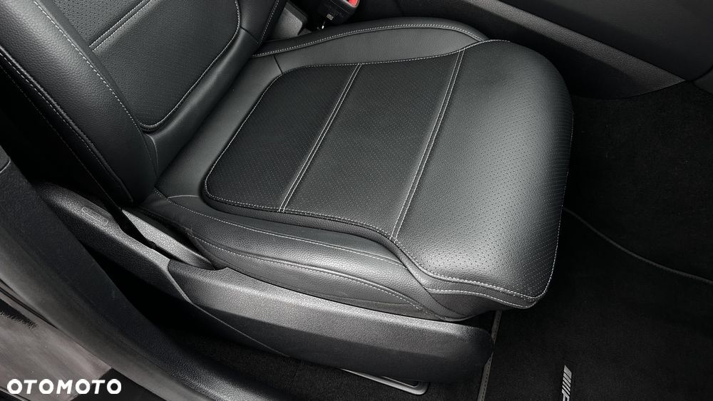 Mercedes-Benz GLC - 28