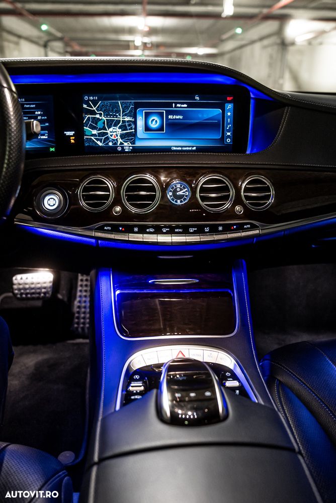 Mercedes-Benz S 400 d 4MATIC Long Aut - 26