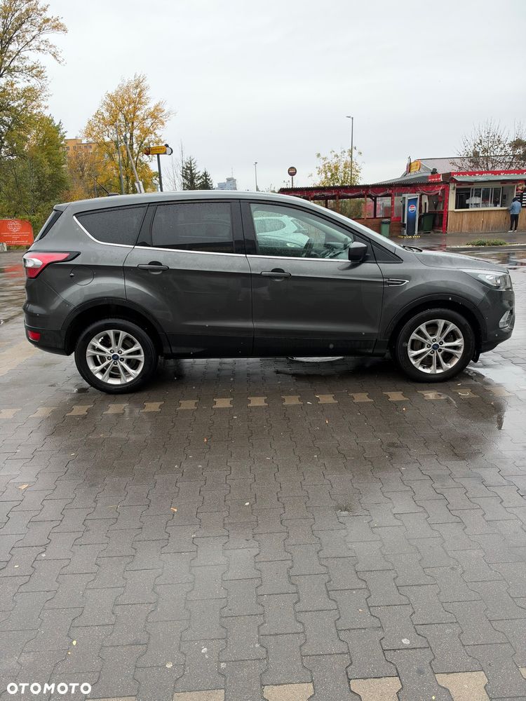 Ford Escape 2.0 EcoBoost AWD Titanium - 6