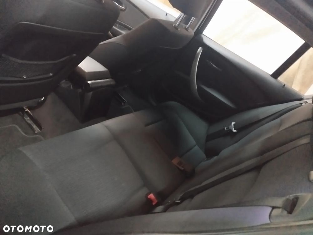 BMW Seria 1 116i - 16