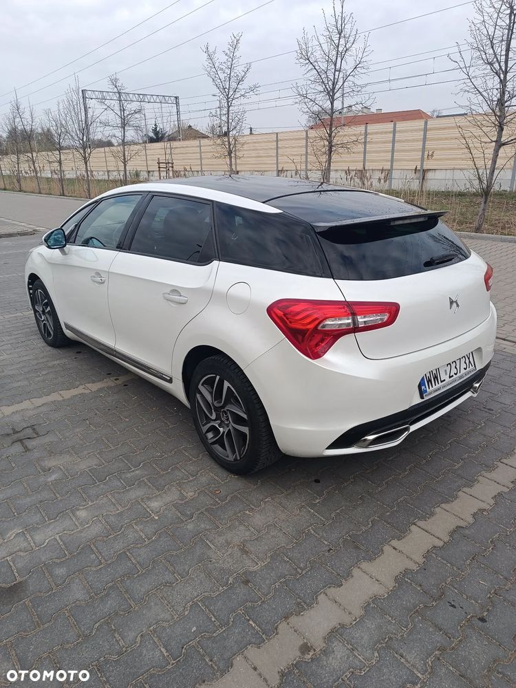 Citroën DS5 THP 155 SoChic - 5