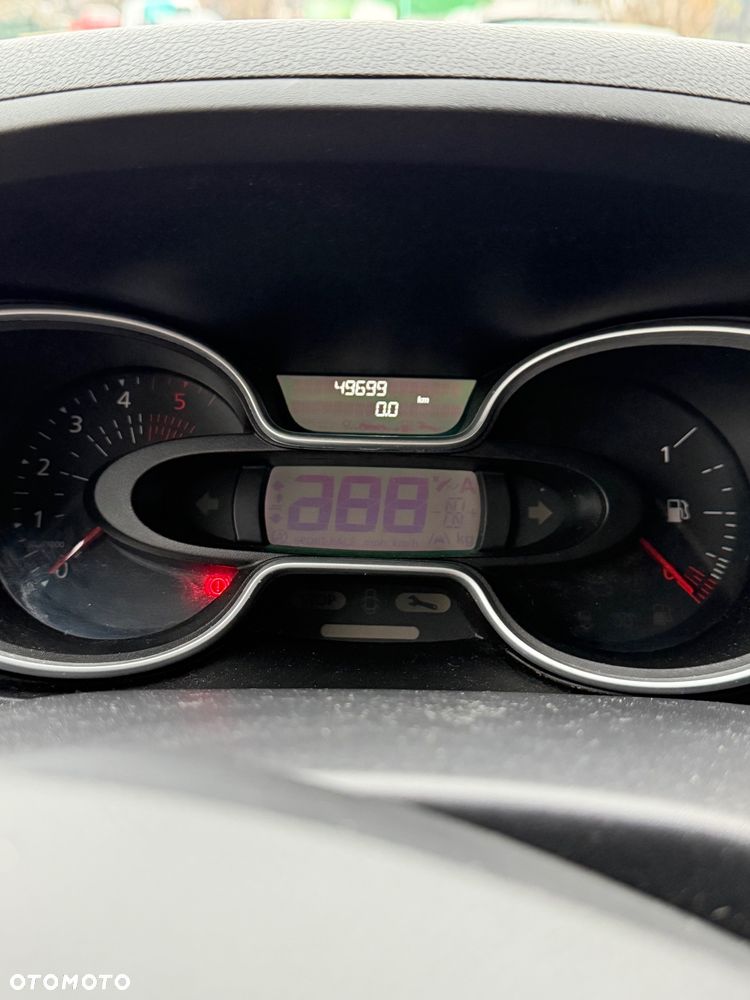 Renault Trafic 2.0 dCi EDC - 7