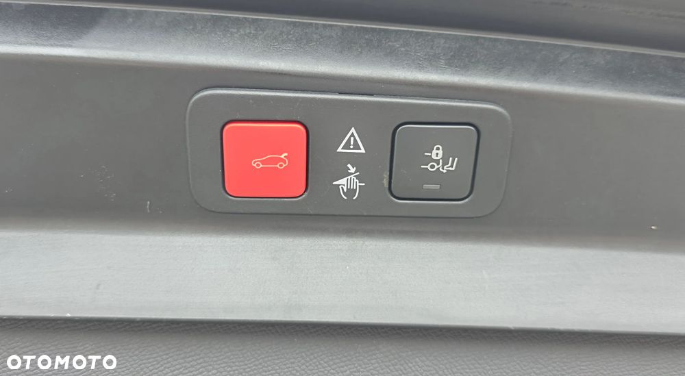 Peugeot 5008 2.0 BlueHDi GT S&S EAT8 - 31
