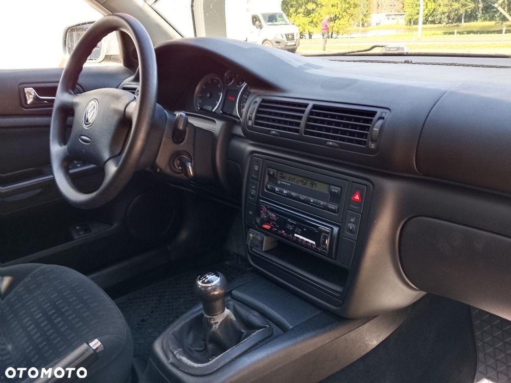 Volkswagen Passat - 6