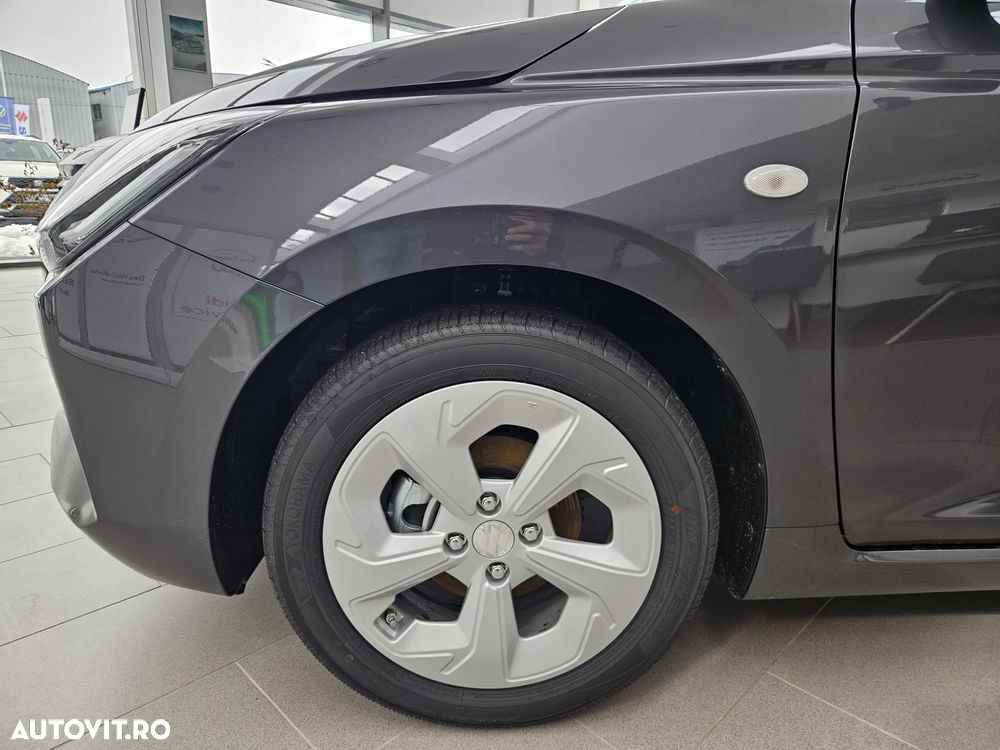 Suzuki Swift 1.2 Dualjet 12V 5MT MHEV Passion - 9