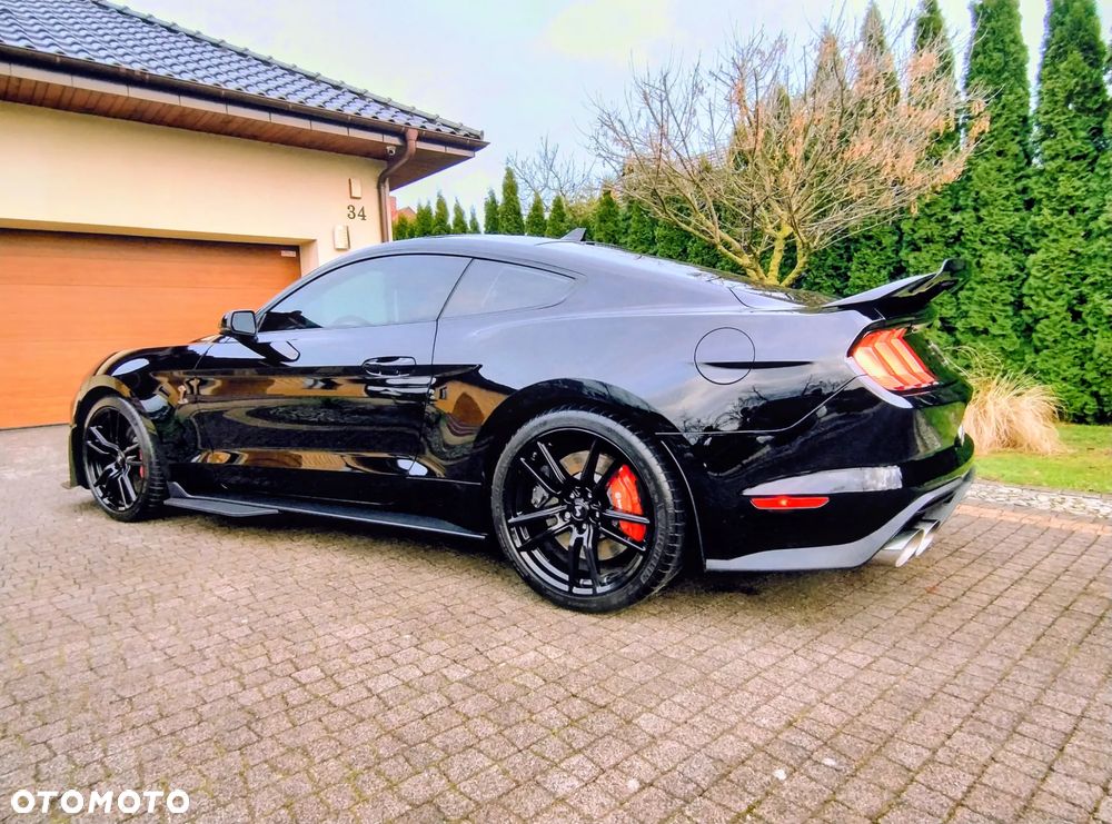 Ford Mustang - 7