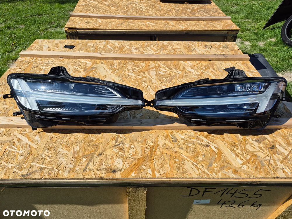 VOLVO V60 II S60 2019 LAMPY PRZÓD LEWA PRAWA 22025905 22025906 - 1