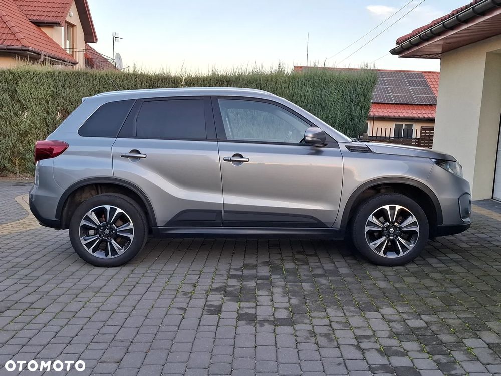 Suzuki Vitara 1.0 Boosterjet Premium 4WD - 6