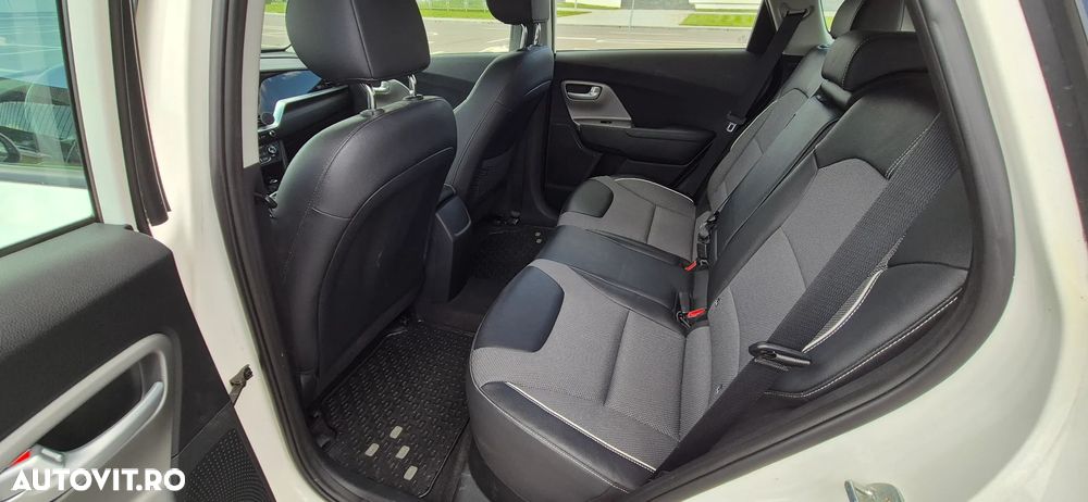 Kia Niro e-Niro 150 kW Future - 7