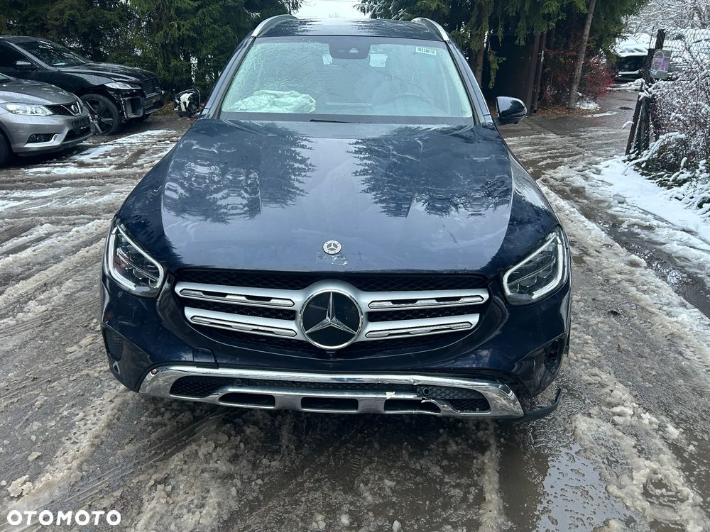 Mercedes-Benz GLC 300 4Matic 9G-TRONIC - 2