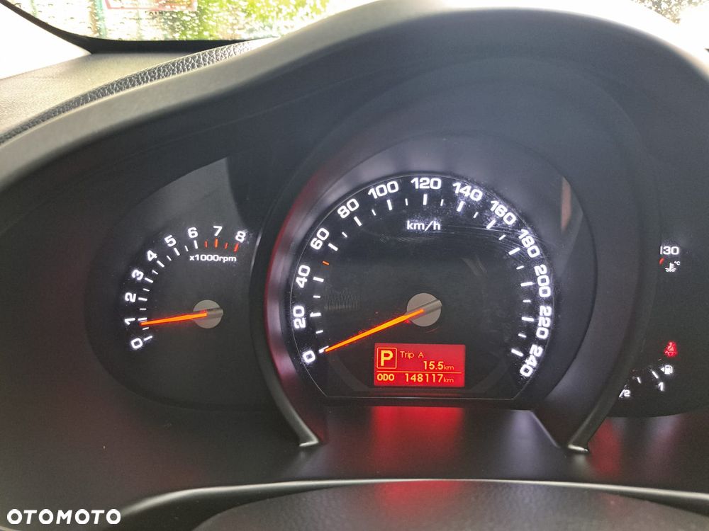 Kia Sportage 2.0 CVVT 4WD Automatik Fifa World Cup Ediition - 23