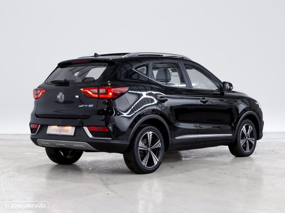 MG ZS EV 44.5 kWh Luxury - 4