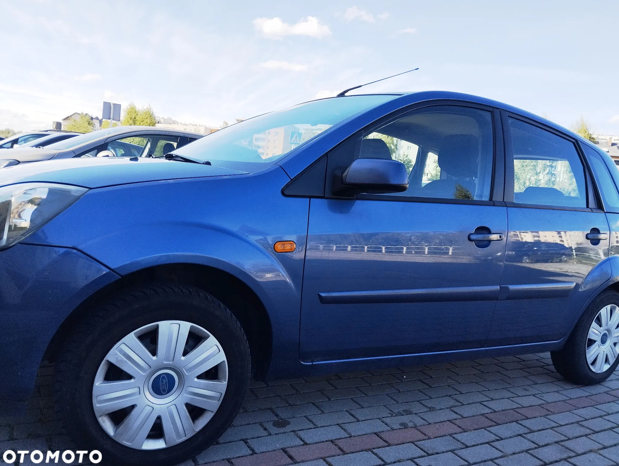 Ford Fiesta 1.4 Ambiente - 17