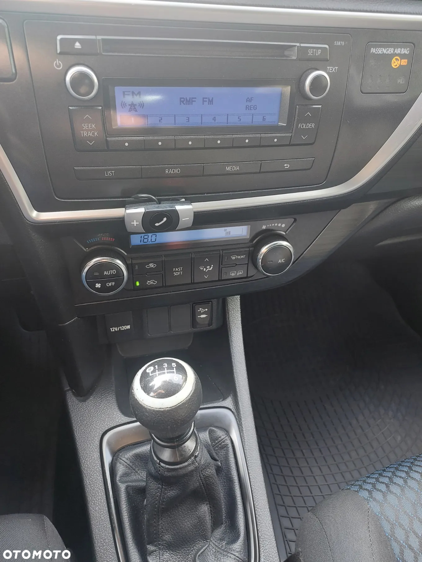 Toyota Auris 1.6 Dynamic - 17