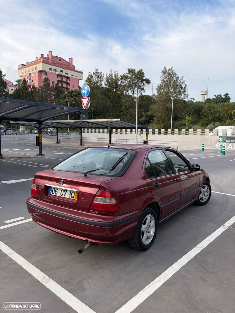 Honda Civic 1.4i - 9