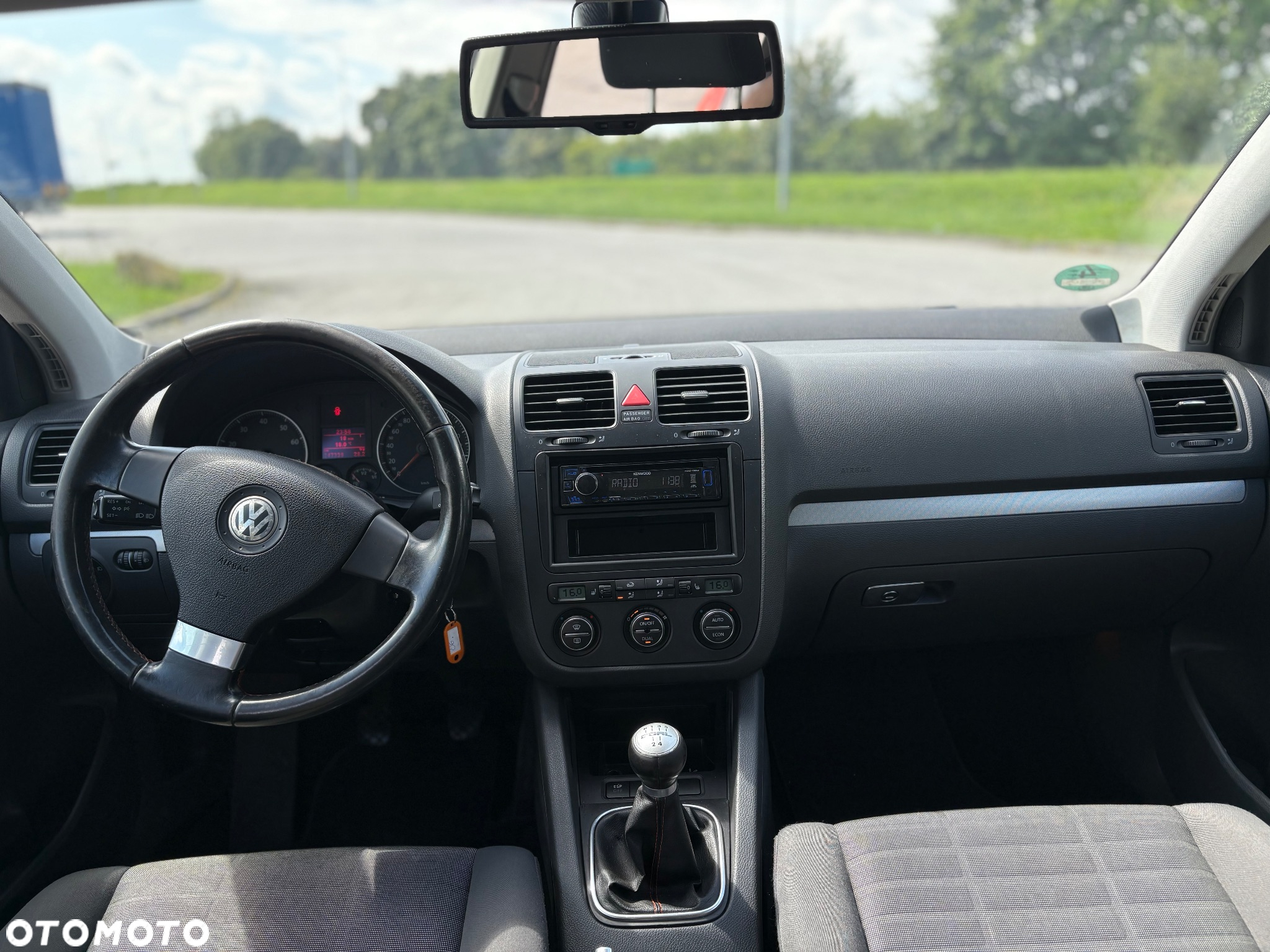 Volkswagen Golf 1.6 Goal - 9