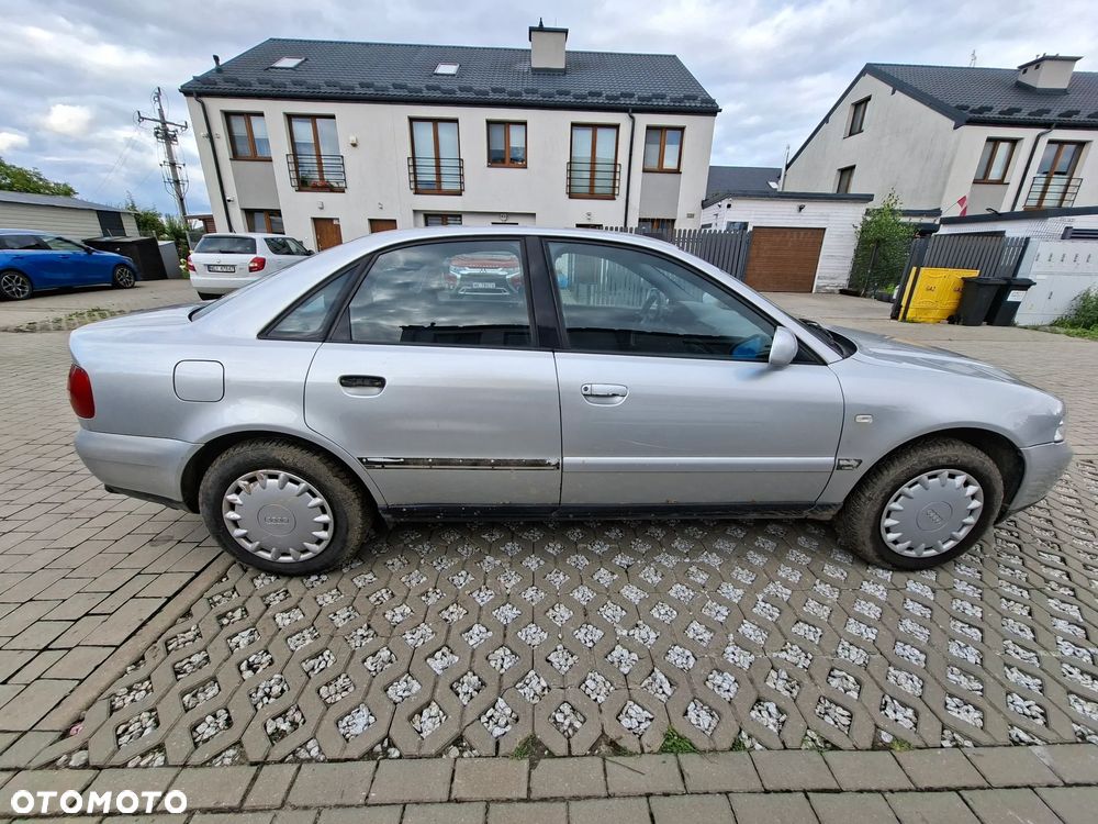 Audi A4 Avant - 8