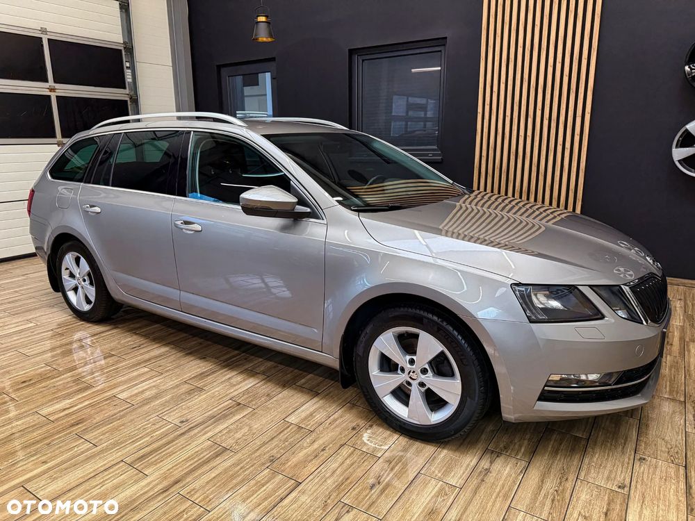 Skoda Octavia 2018 photo 5