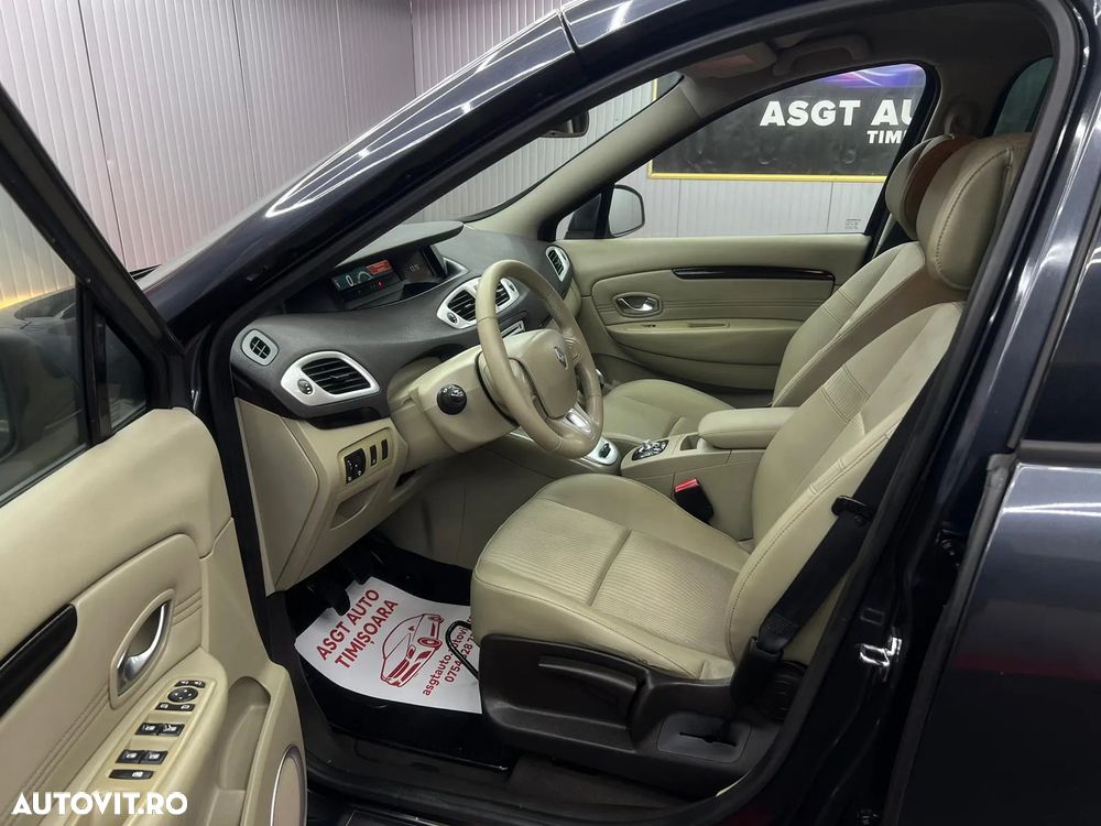 Renault Scenic - 11