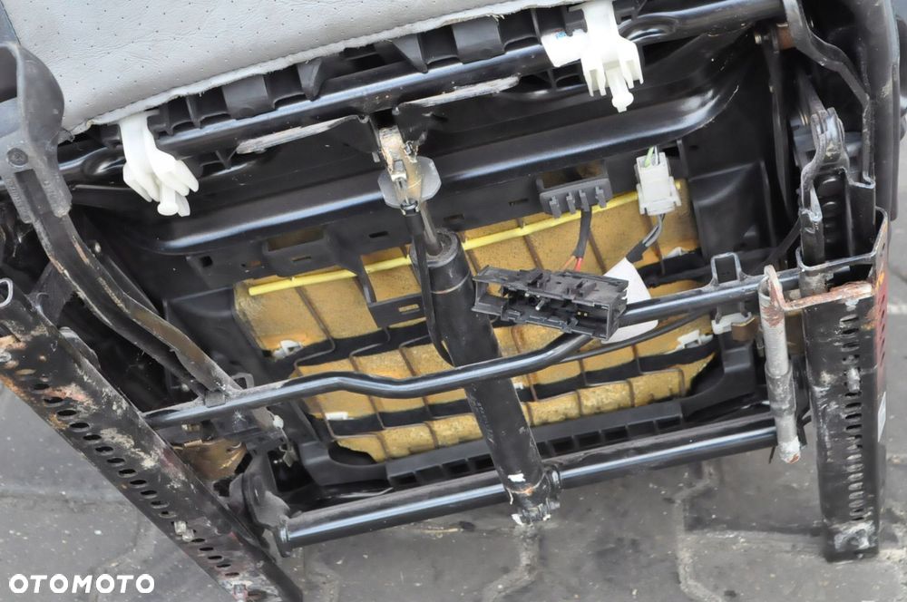 PORSCHE 911 (996) PRZEKŁADKA WNĘTRZA FOTELE KANAPA - 8