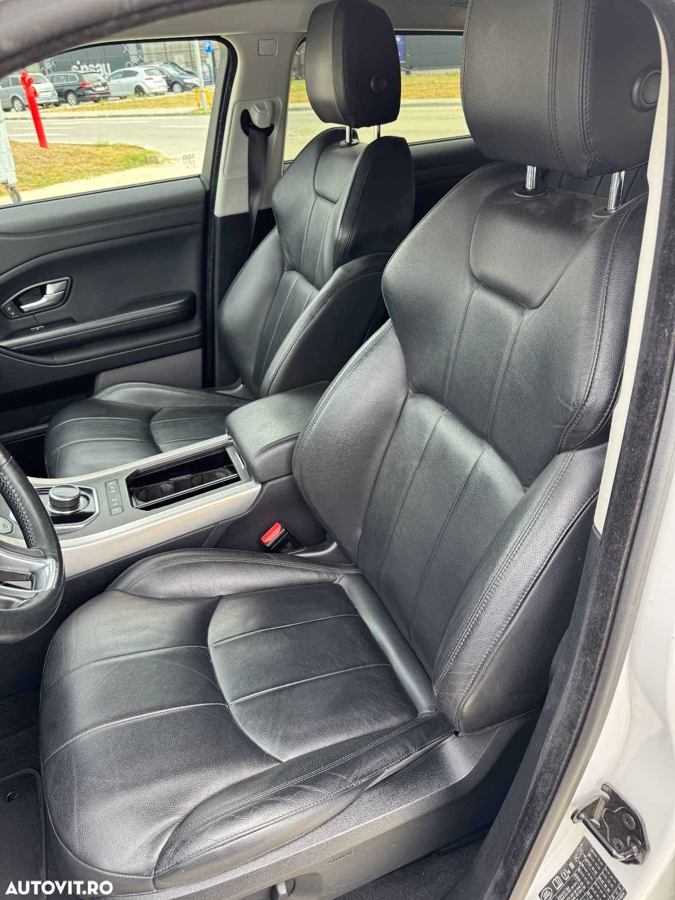 Land Rover Range Rover Evoque - 17