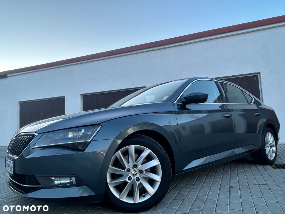 Skoda Superb 1.8 TSI Ambition DSG - 15