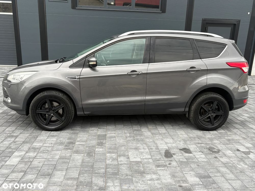 Ford Kuga - 4