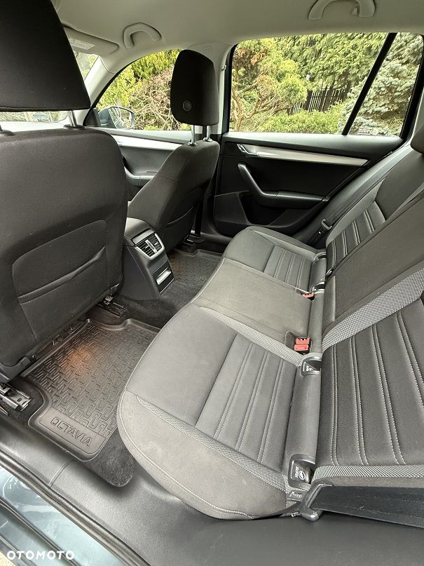 Skoda Octavia 2.0 TDI Ambition - 11