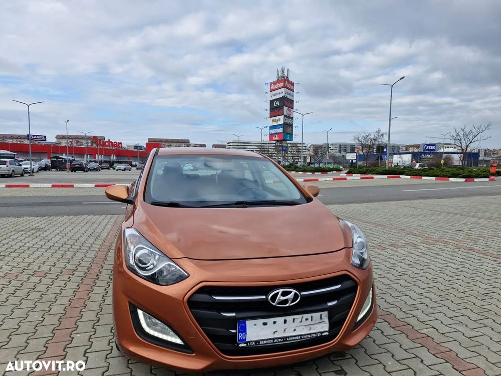 Hyundai i30 1.6 CRDI Premium - 4