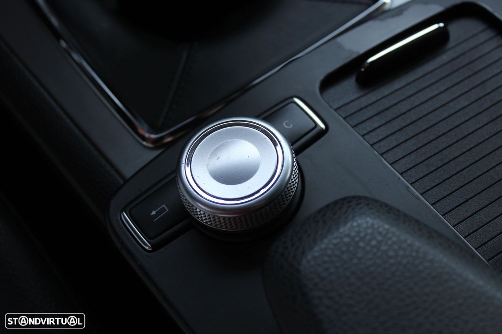 Mercedes-Benz C 220 Station CDI DPF BlueEFFICIENCY Avantgarde - 19